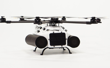 Chiếc drone này có khả năng bay dưới mưa, dưới tuyết, cả dưới nước