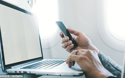 Hãng hàng không cho du khách mượn laptop khi đến Mỹ