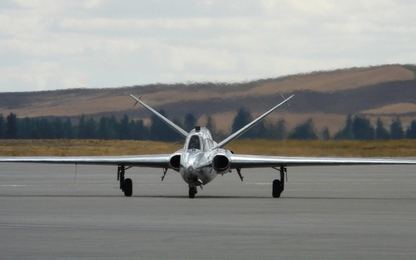 Máy bay huấn luyện-chiến đấu có thiết kế kỳ lạ hàng đầu thế giới