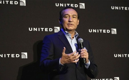 CEO United Airlines đã đẩy công ty vào cuộc khủng hoảng truyền thông thế kỷ