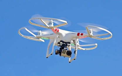 4 chiếc drone làm gián đoạn 60 chuyến bay trong một ngày