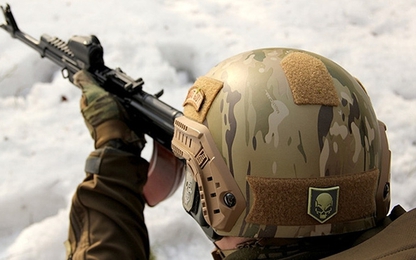Nga có mũ chống đạn siêu nhẹ gắn "điều hòa nhiệt độ"