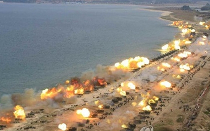 Hơn 300 khẩu pháo Triều Tiên đồng loạt nã đạn về phía biển