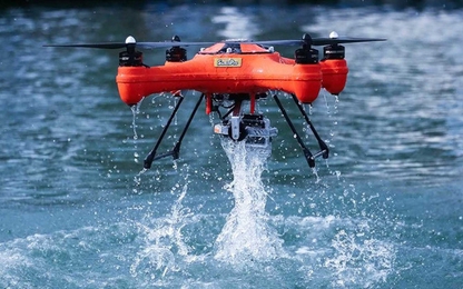 Drone bay là chuyện nhỏ, thời buổi này phải có cả drone lội nước
