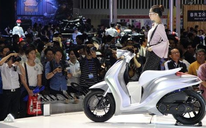 Các hãng xe máy ở Việt Nam dồn sức cho môtô