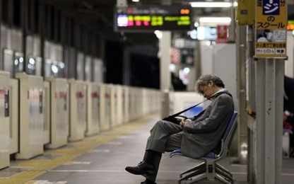 Làm việc tới chết: Nỗi ám ảnh phủ bóng thanh niên Nhật Bản