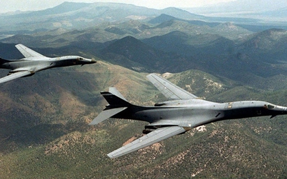 Mỹ điều máy bay chiến lược B1 tới bán đảo Triều Tiên để dằn mặt