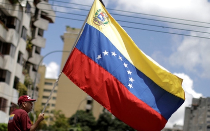 Vì sao nền kinh tế Venezuela đang ở trạng thái rơi tự do?