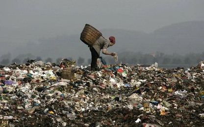 Trung Quốc cấm nhập khẩu rác và cơn đau đầu với ngành tái chế