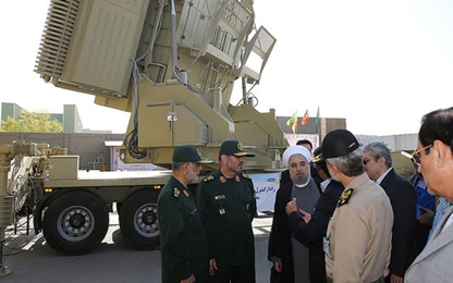 Iran thử nghiệm hệ thống tên lửa phòng không Bavar-373