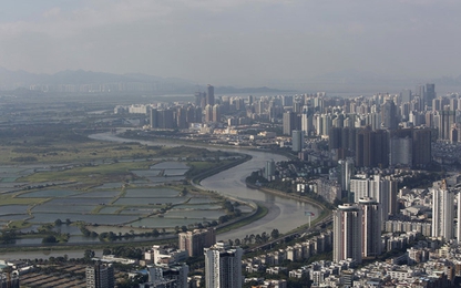 Làng chài cũ của Trung Quốc sắp vượt Hồng Kông về quy mô kinh tế