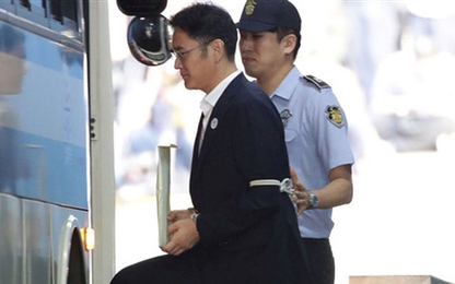 Hàn Quốc phân hóa vì án tù của người thừa kế Samsung