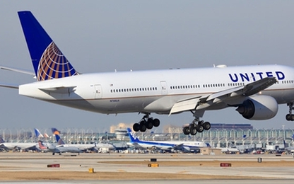 United Airlines bỏ mặc khách ngồi xe lăn tại sân bay 12 giờ