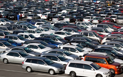 Hủy đơn hàng, ôtô nhập khẩu bất ngờ tăng giá mạnh