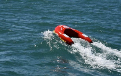 Phao cứu sinh thông minh có thể tự "bơi" đến vị trí người bị nạn