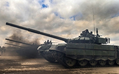 Nga bắt đầu giao xe tăng T-90 cho Iraq