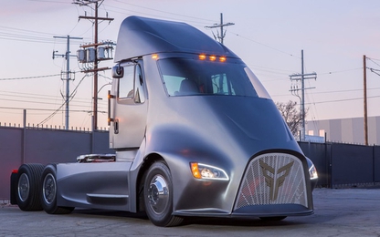 Chiếc xe tải điện này sẽ là đối thủ cạnh tranh với Tesla Semi