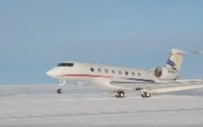 Trung Quốc lần đầu tiên đưa du khách bay tới Nam Cực
