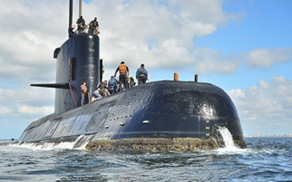 Phát hiện hai vật thể nơi tìm kiếm tàu ngầm Argentina mất tích
