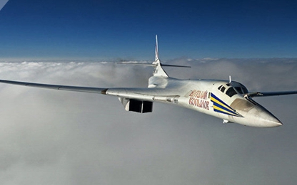 Máy bay ném bom chiến lược mới “Piotr Deinekin” được giới thiệu trước ông Putin