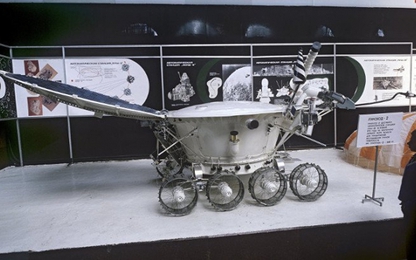Liên Xô công bố chương trình thăm dò Mặt Trăng tuyệt mật