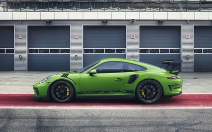 Porsche 911 GT3 RS “trình làng” với hiệu năng như xe đua