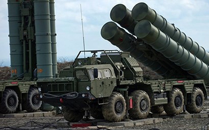 Mỹ “dằn mặt” các nước muốn mua tên lửa S-400 của Nga