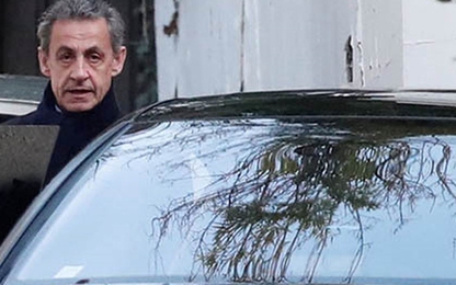 Cựu tổng thống Pháp sẽ bị xét xử vì tội nhận hối lộ, lạm quyền