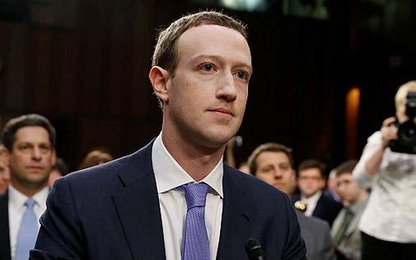 CEO Facebook nói gì trong phiên điều trần đầu tiên trước Quốc hội Mỹ?