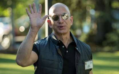 Vì sao Jeff Bezos không bao giờ hài lòng với thành công của Amazon?