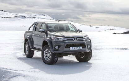 Toyota Hilux sắp có bản thám hiểm Bắc Cực AT35