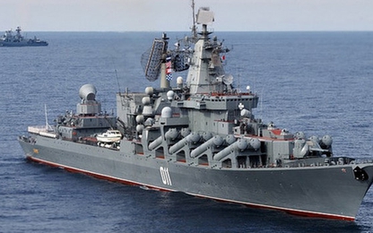 15 chiến hạm Nga tập trận bắn đạn thật trên biển Nhật Bản