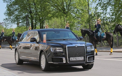 Limousine Kortezh của Putin lần đầu xuất hiện "bằng xương bằng thịt"