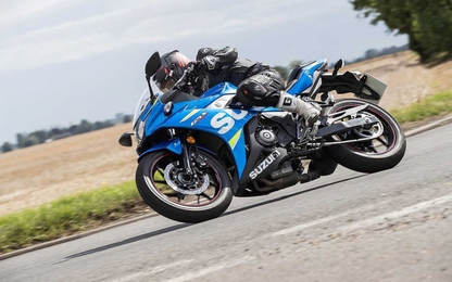 Sắp có sportbike Suzuki GSX-R250/R300 cạnh tranh Yamaha R3?