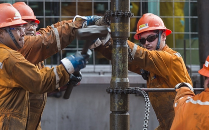 Giá dầu Mỹ tiếp tục leo thang, lên mức cao nhất gần 4 năm