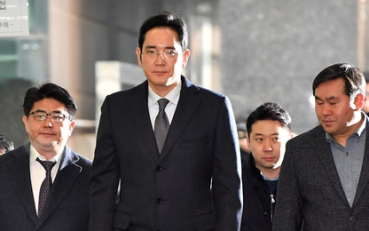 'Thái tử' Samsung lần đầu tiên lộ diện sau 5 tháng ra tù
