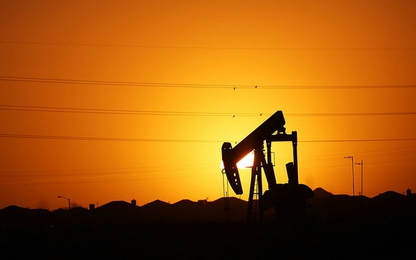 Giá dầu giảm nhẹ bởi thông tin nguồn cung tăng