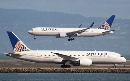 Máy bay Mỹ gần cạn nhiên liệu, 239 hành khách hạ cánh an toàn