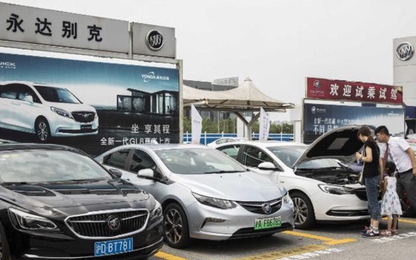 Thị trường ôtô Trung Quốc lao dốc, các hãng nước ngoài điêu đứng