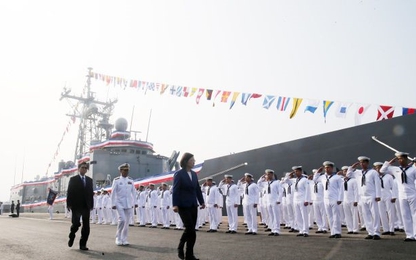 Đài Loan tiếp nhận 2 chiến hạm chống ngầm do Mỹ chế tạo
