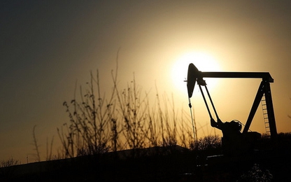 Giá dầu giảm sâu kéo đồng nội tệ nhiều nước mới nổi mất giá