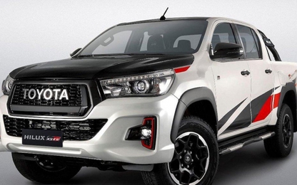 Bán tải Toyota Hilux 2019 bản thể thao GR Sport