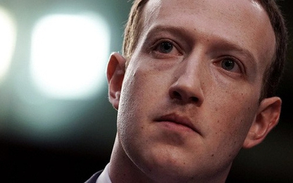 Các nhà đầu tư Facebook kêu gọi Mark Zuckerberg từ chức Chủ tịch