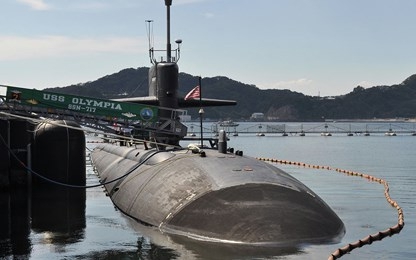 Mỹ đã "ném" 1,5 tỉ USD cho tàu ngầm qua cửa sổ như thế nào?
