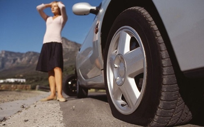 Lái xe trong tình trạng lốp non hơi - đừng đùa với ‘tử thần’