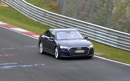 Xế sang thể thao Audi S8 “dạo chơi” tại Nurburgring trước ngày ra mắt