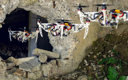 Drone Thụy Sĩ tự thay đổi hình dạng trong khi bay