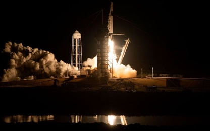 Tàu Crew Dragon của SpaceX kết nối thành công với trạm vũ trụ ISS