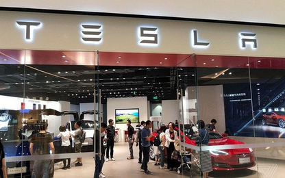 Tesla tăng giá bán xe thêm 3% trên toàn cầu