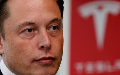Tesla và tỷ phú Elon Musk đối mặt hàng chục đơn kiện và điều tra